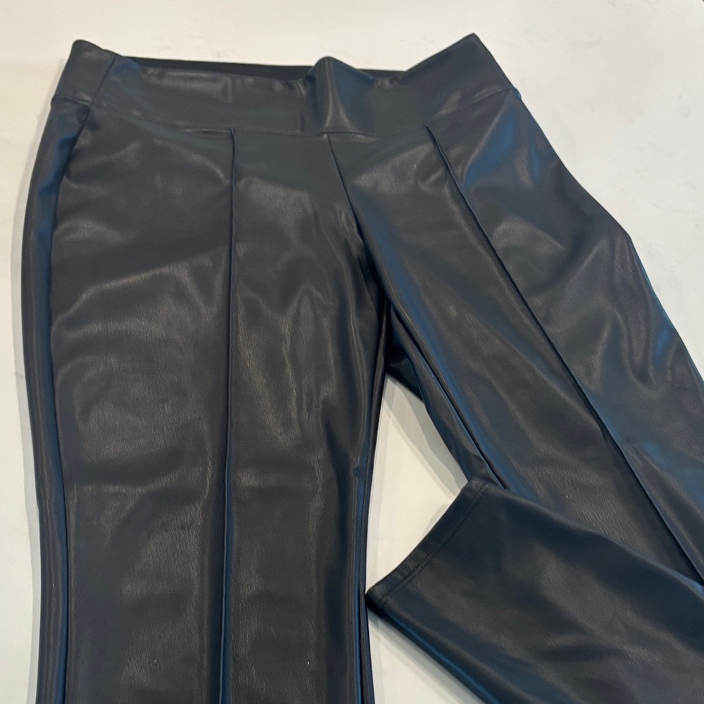 NINE WEST Black Faux Leather Pants leggings Medium M like new